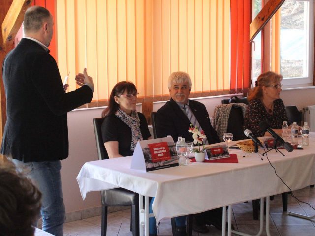 JUBILEUMI GÁLAESTTEL ÜNNEPLI A GIMNÁZIUM FENNÁLLÁSÁNAK 65 ÉVÉT JUBILEUMI GÁLAESTTEL ÜNNEPLI A GIMNÁZIUM FENNÁLLÁSÁNAK 65 ÉVÉT